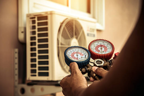 Professional Hvac Maintenance technician working in Pep, NM